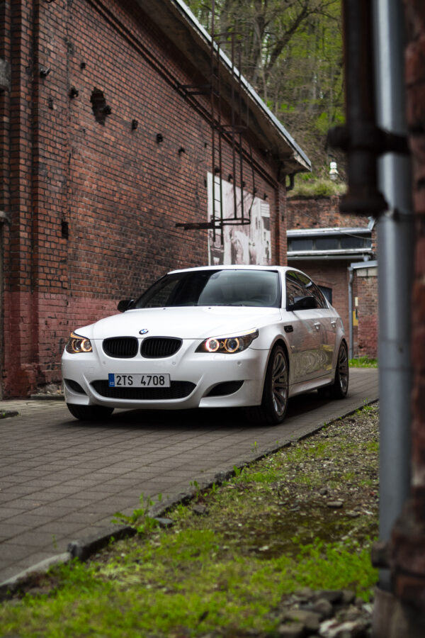 BMW M5 E60