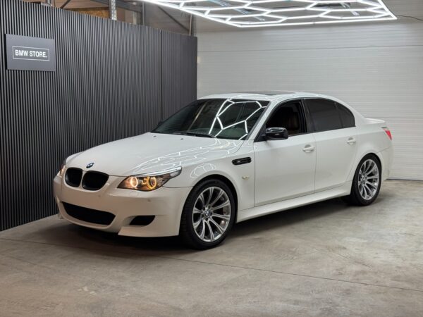 BMW E60 M5